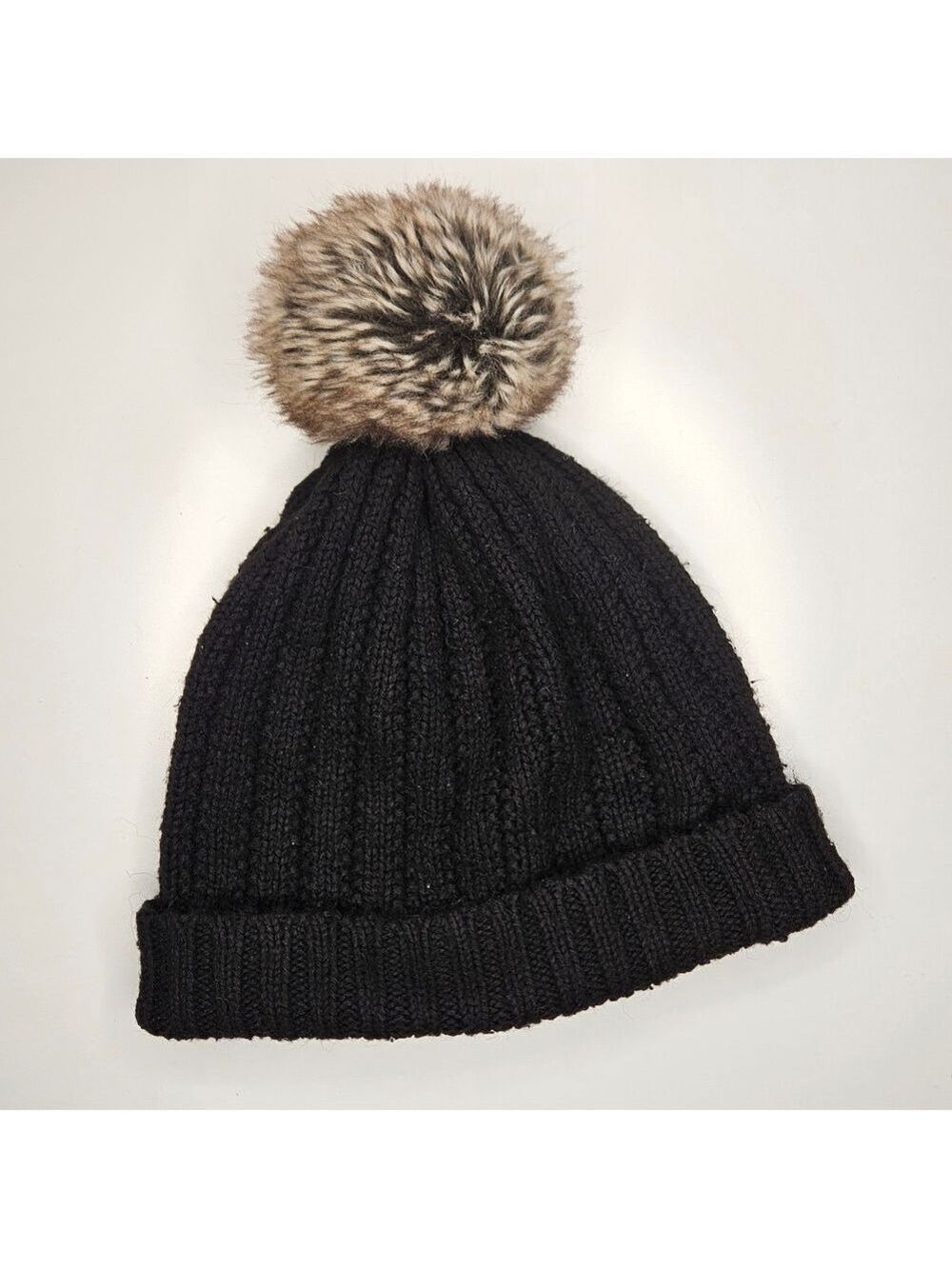 Love & Lore Black Knit Beanie Faux Fur Pom Pom Winter Hat Cozy Minimalist
